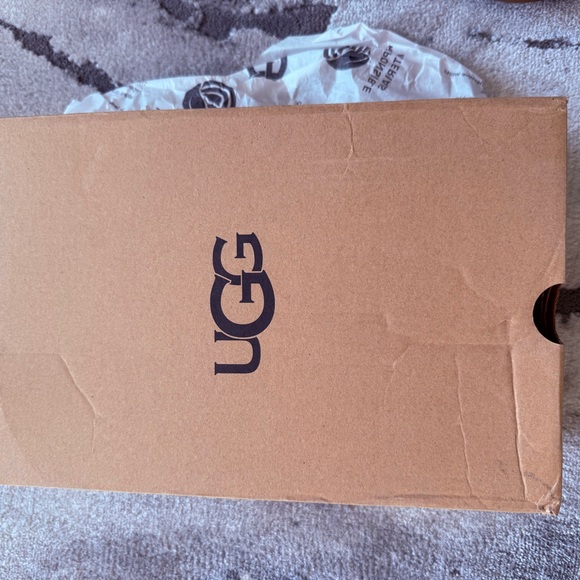 UGG Women's Golden Star Cozy Clogs with Plush Lining, Color is (Chestnut) Size 8 - Picture 10 of 12